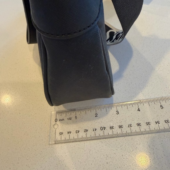 Guess Black crossbody Bag with Logo Strap - Picture 12 of 15